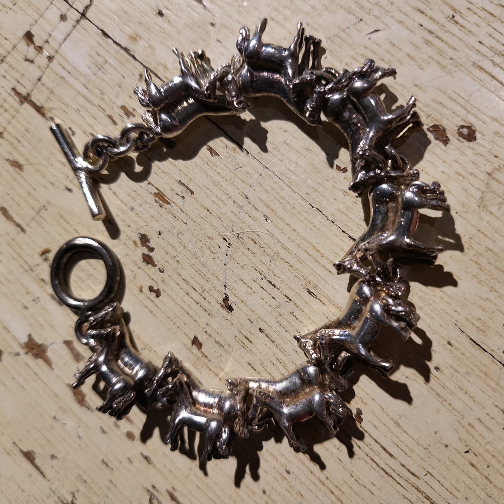 Sterling Silver Horses Mare and Foal Vintage Toggle Bracelet 7.3"